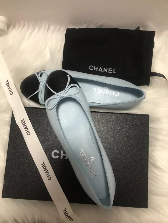 Chanel Women's Flats - Light Blue and Black - Picture 4 of 9